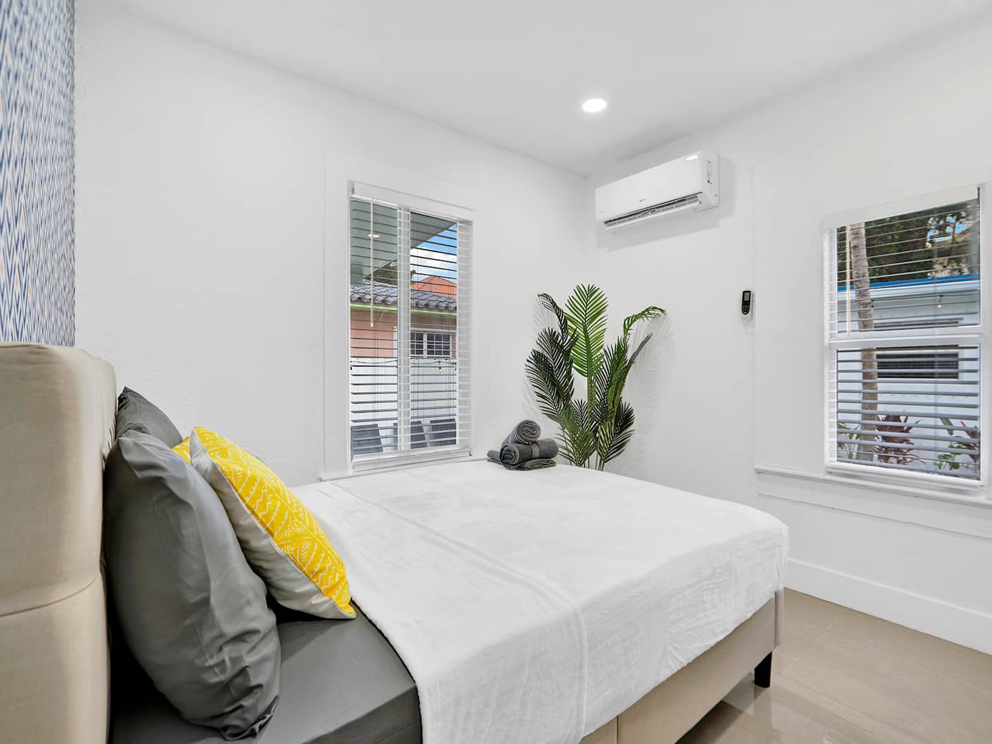 Bungalow House - Image 13