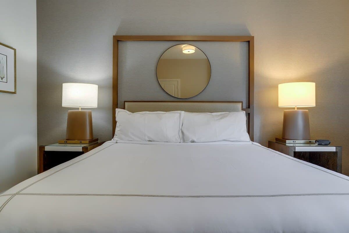 Veitch Residence - Image 18