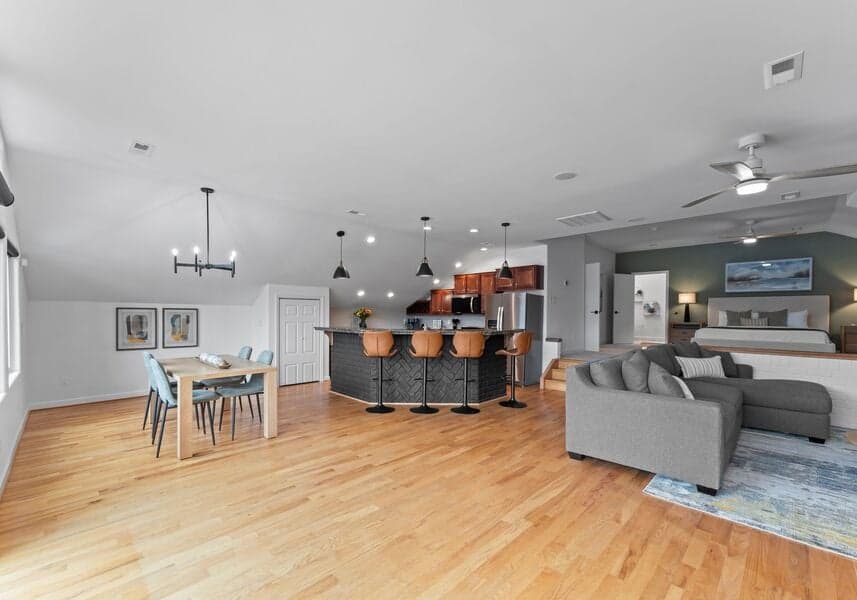 Lucent Sunset Retreat - Image 49