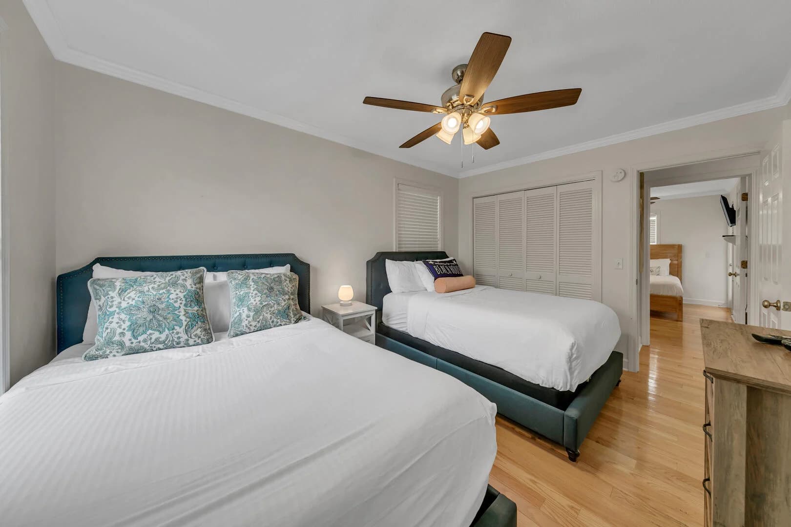 Rainbow Fish Home - Image 34