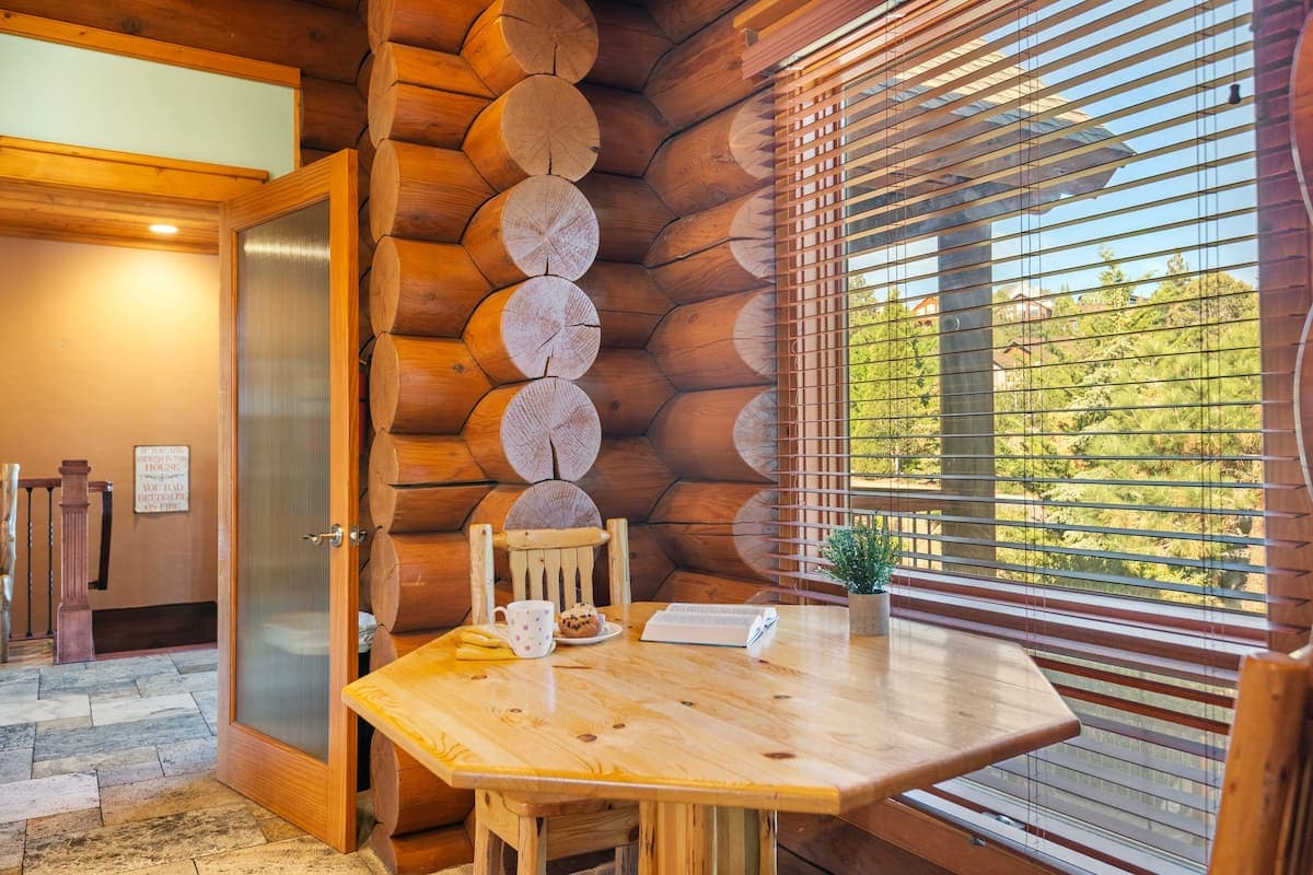 Eagle Ridge Retreat - Image 12