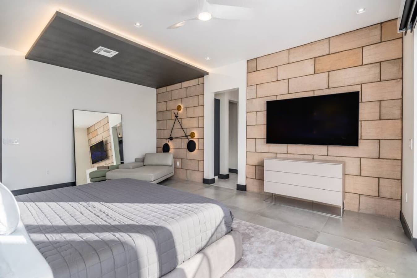 Scottsdale Desert Paradise - Image 26