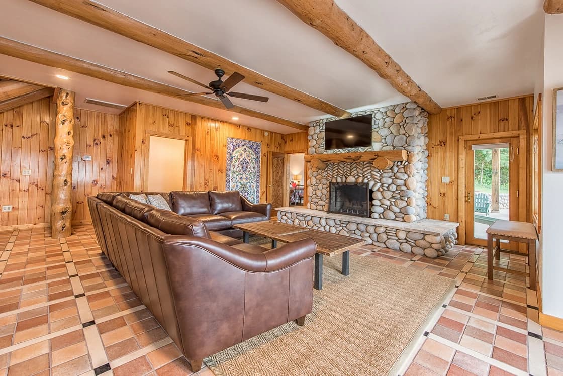 Azalea Lodge - Image 38