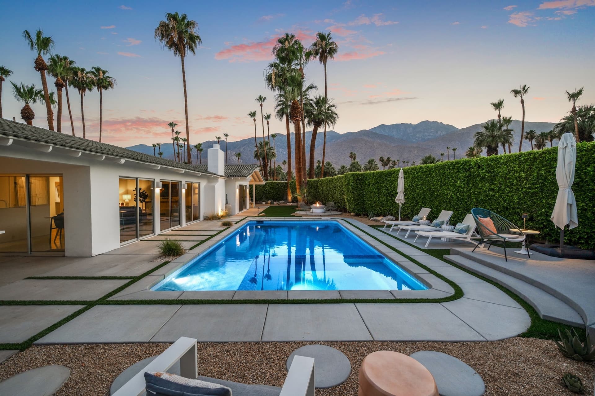 Ledo Lounge - Image 63