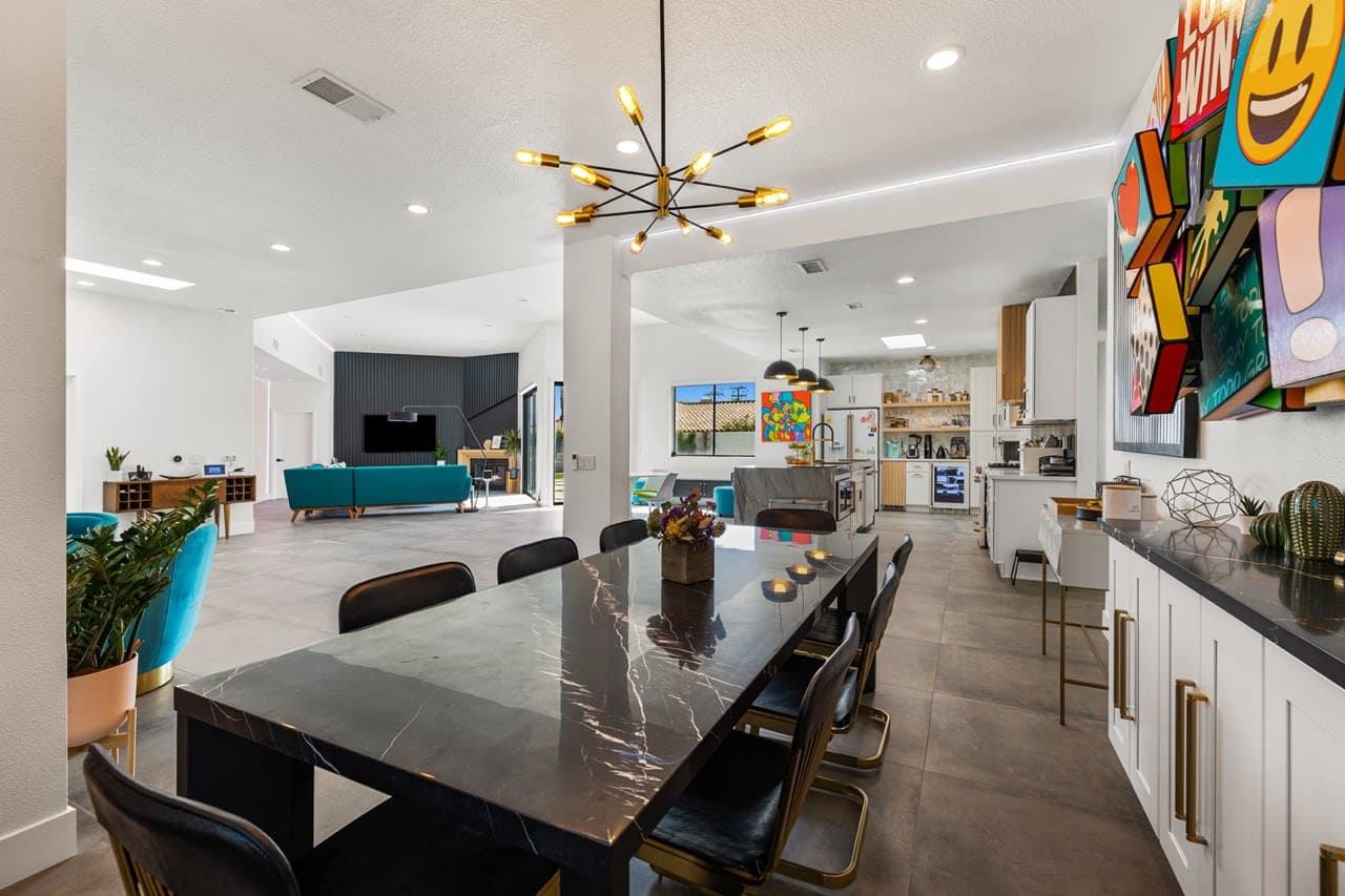 Palm Lighthouse - Image 26