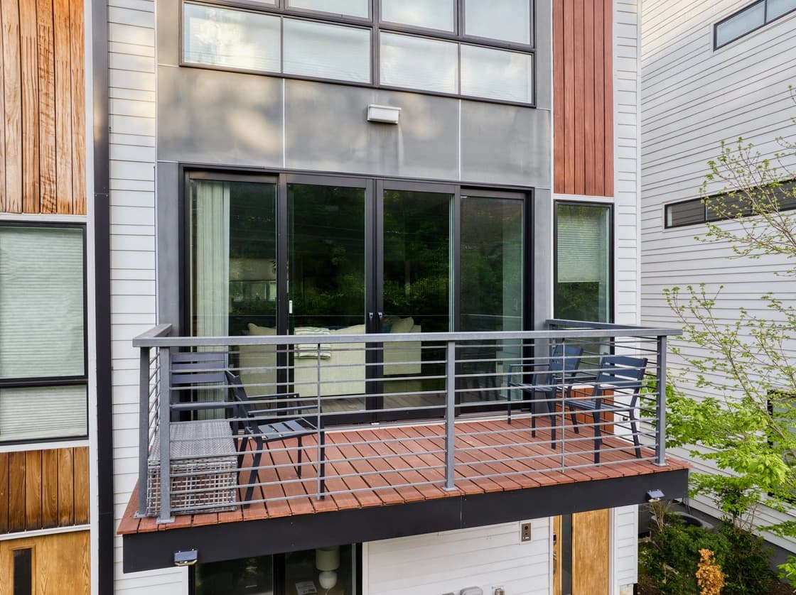 9th Avenue - Image 21