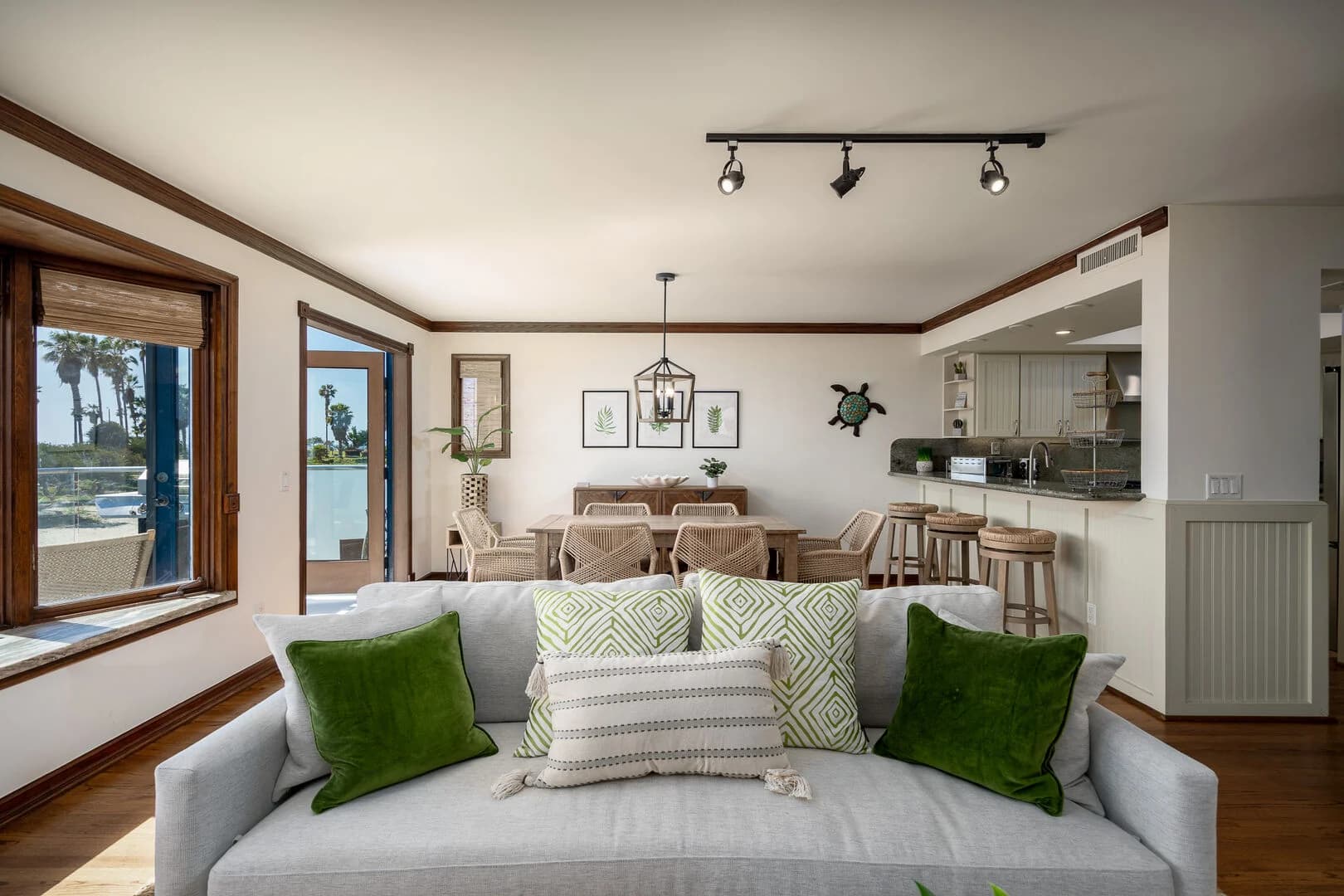 Seaside Serenity Haven - Image 26