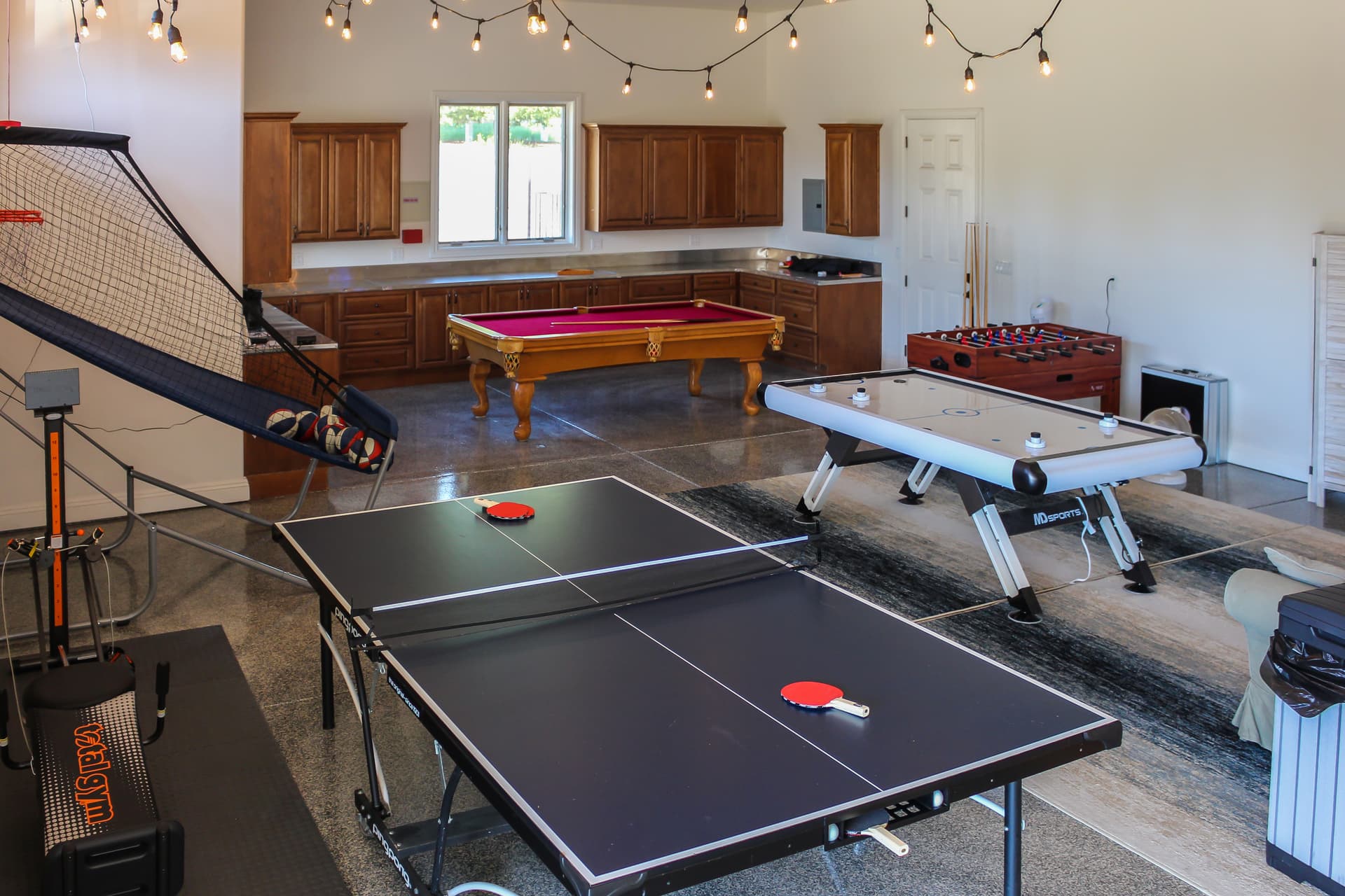 Frontier Farmhouse - Image 33