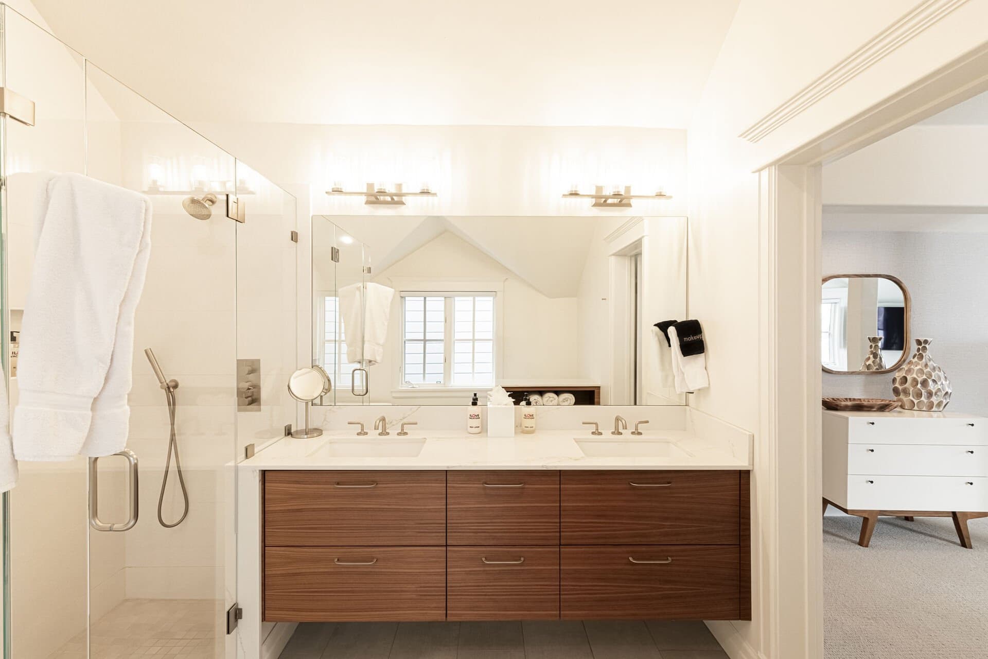 Elevation Estate - Image 33