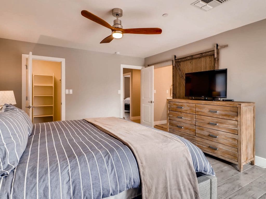 Calm Sojourn - Image 13