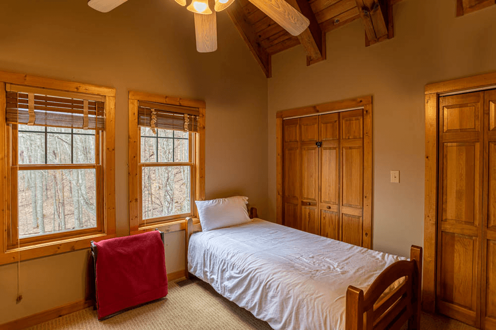 Gratitude House - Image 24