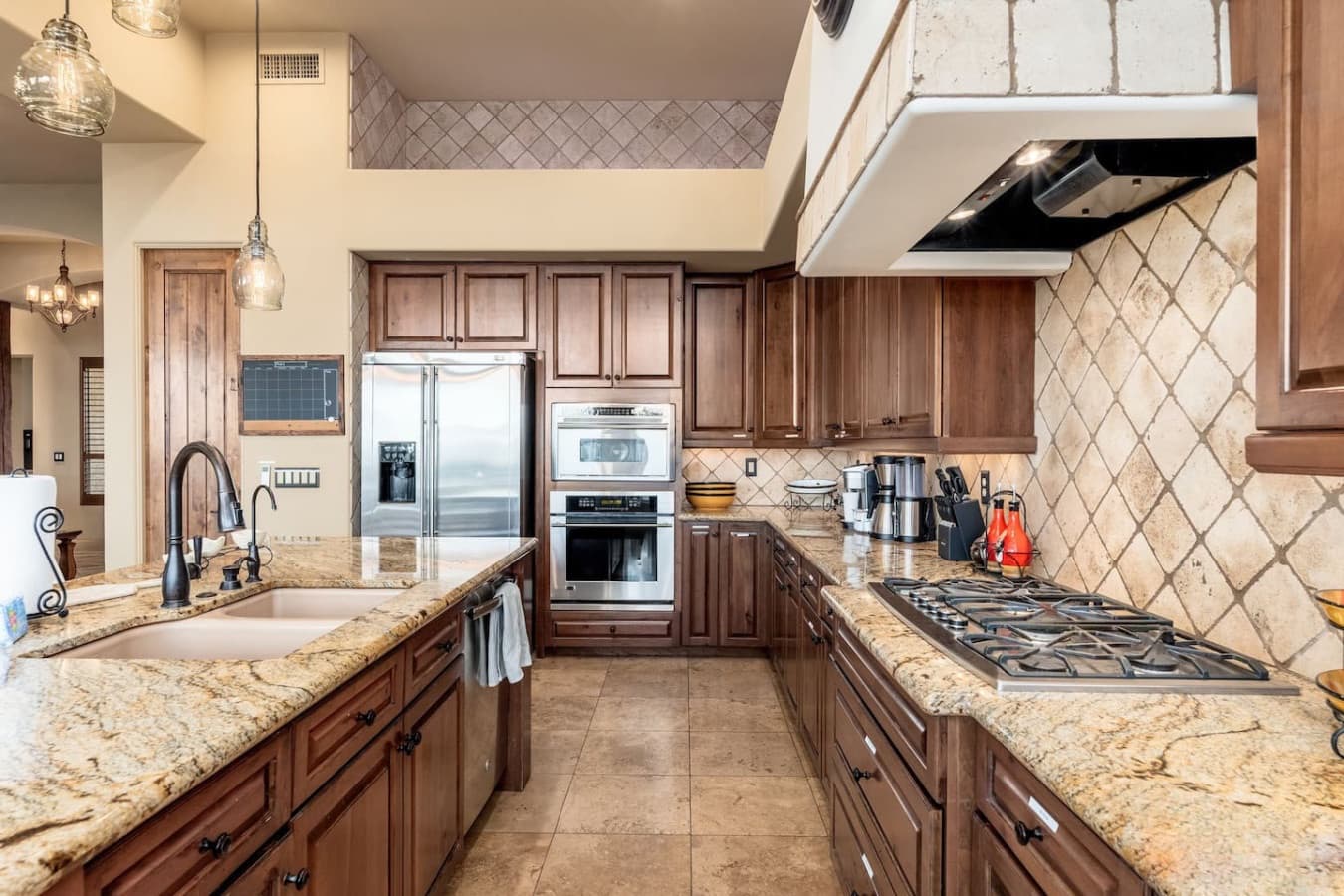 Dreamy Desert Villa - Image 11