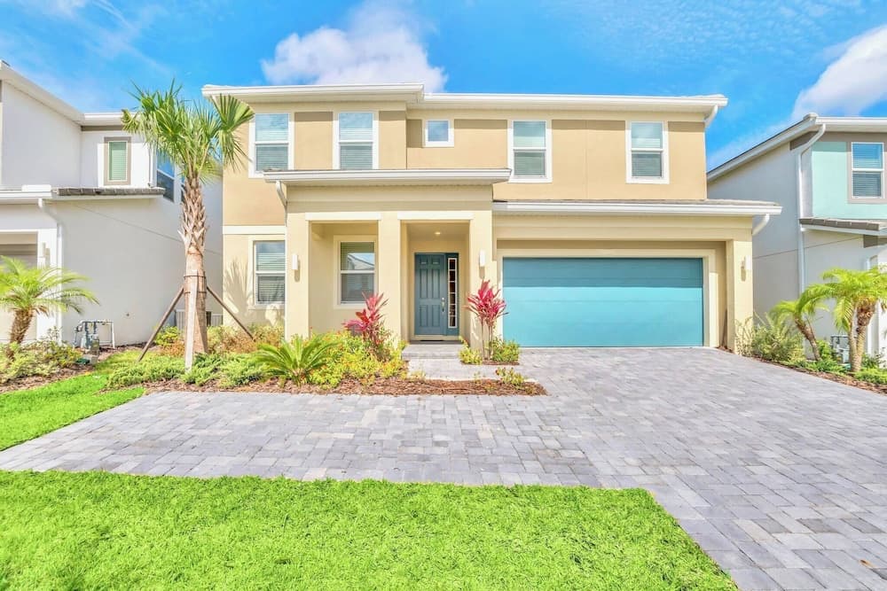 Resort Home #19 - Image 2