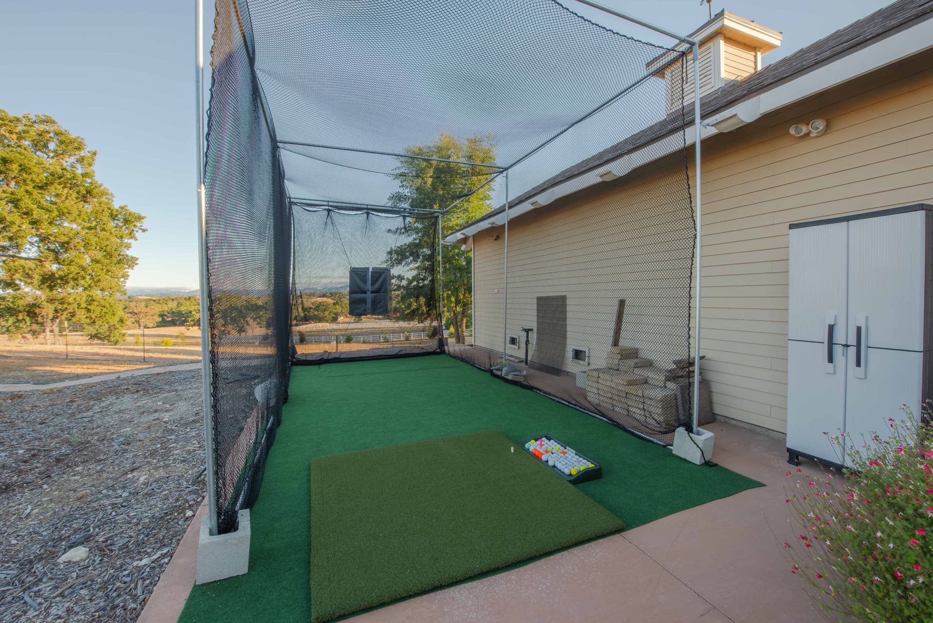 Frontier Main and Guest House - Image 80