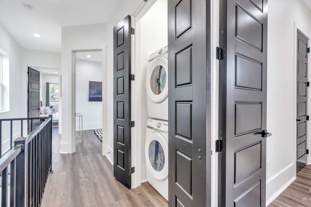 Modern Mid-City Maison - Image 15