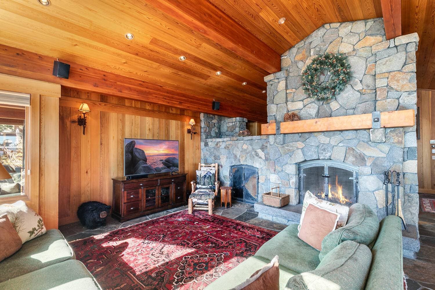 Clouds Rest Lodge - Image 3