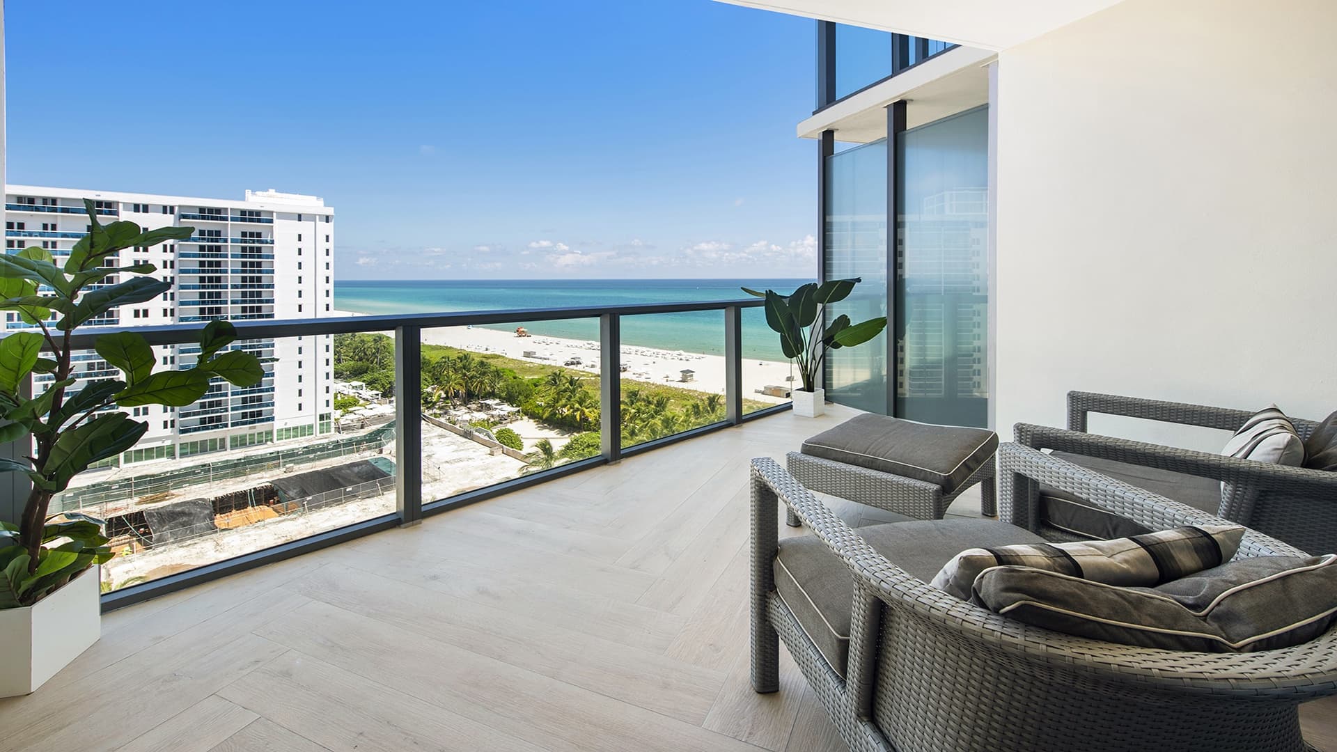 W South Beach Residence #1219 - Image 19