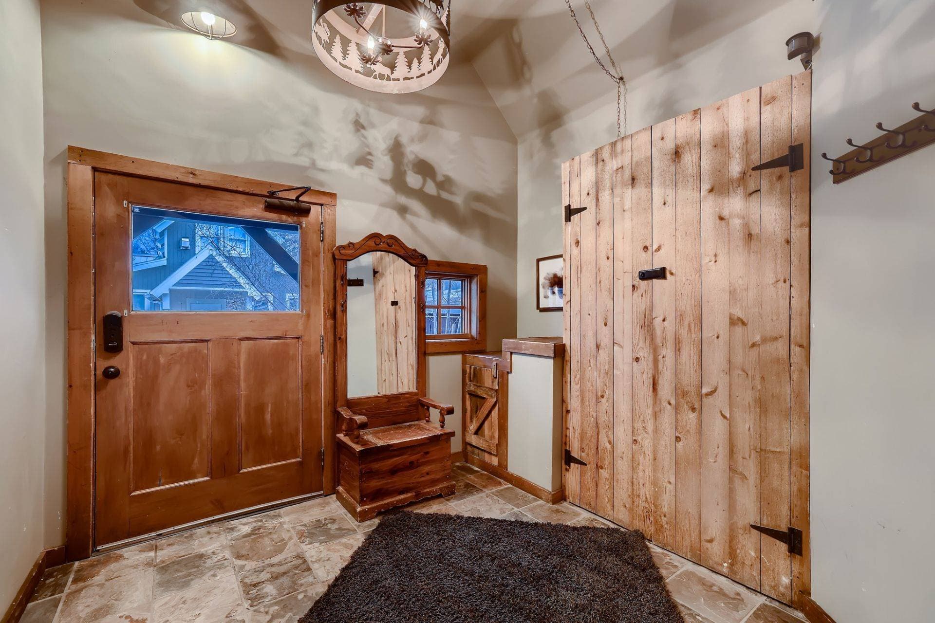 The River House Lodge - Image 14