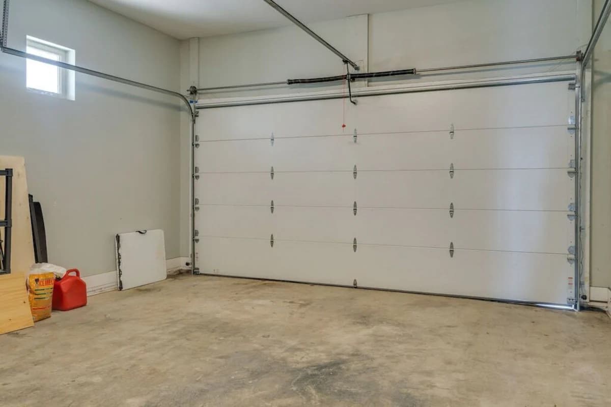 Era's House - Image 51