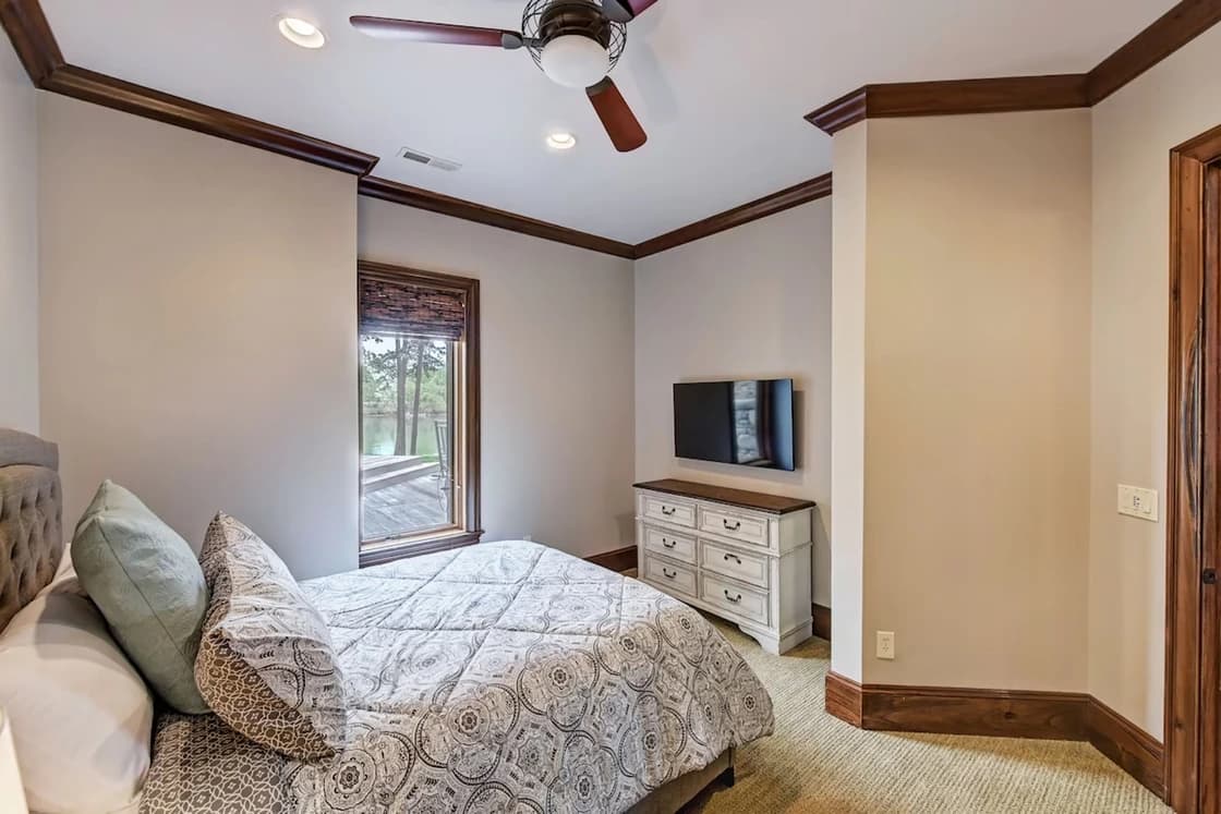 Sunset Shores Resort - Image 29