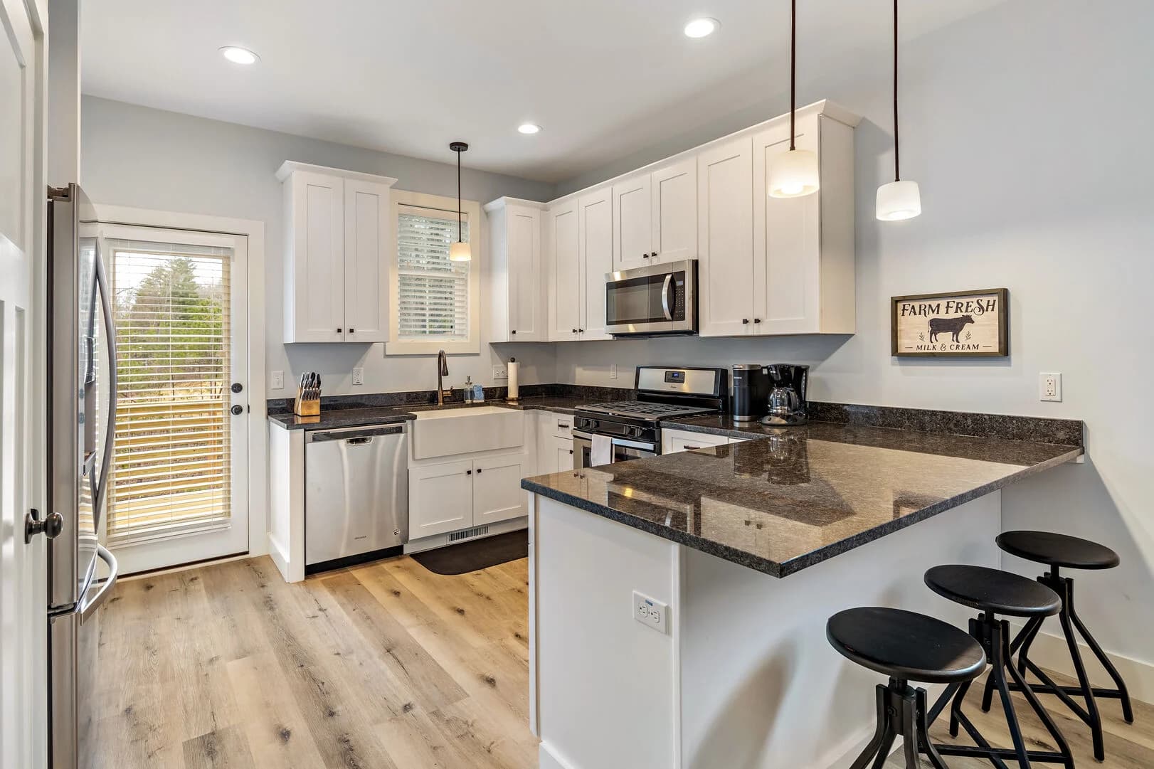 Old Bridge House - Image 6