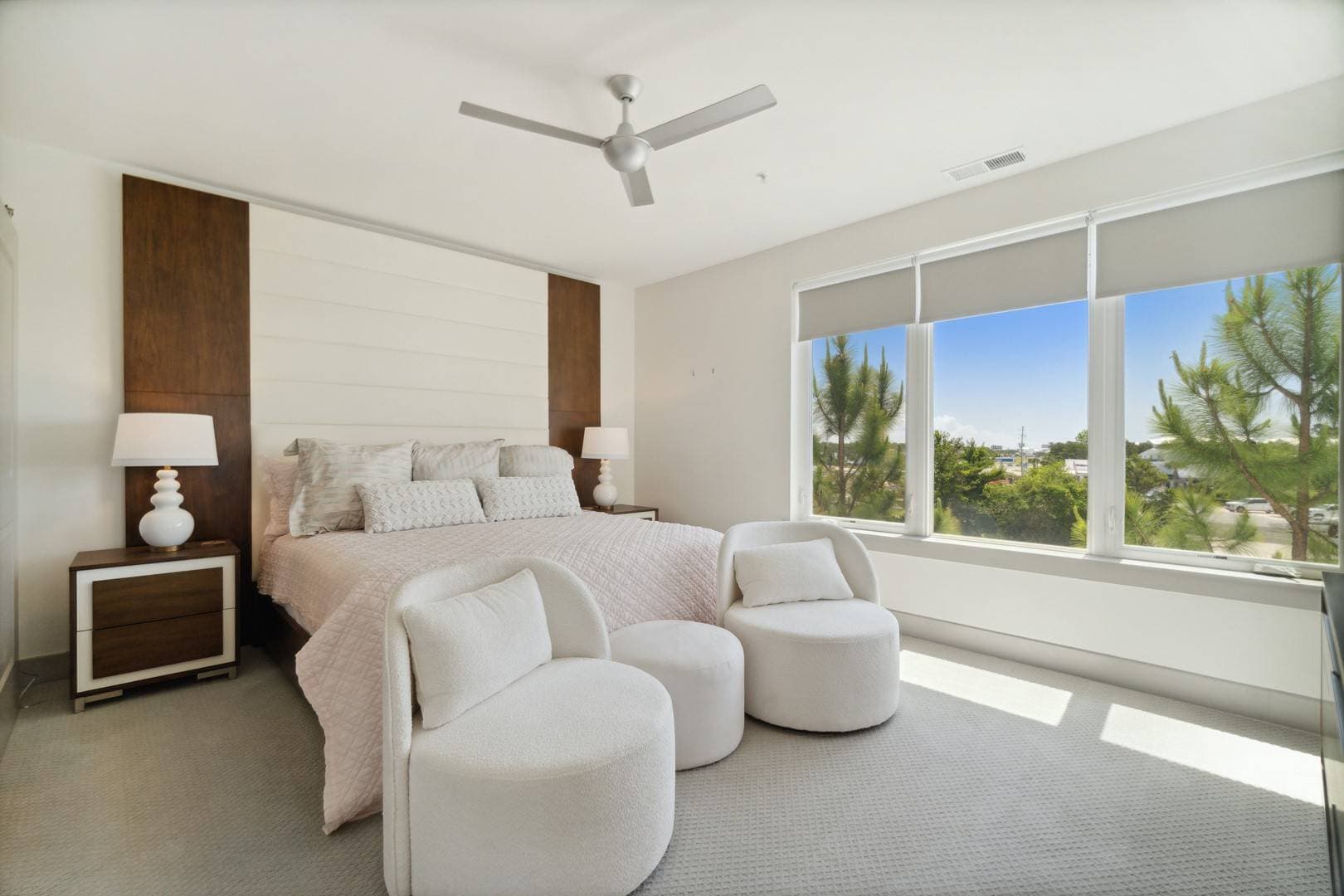 Pointe Residence - Image 20