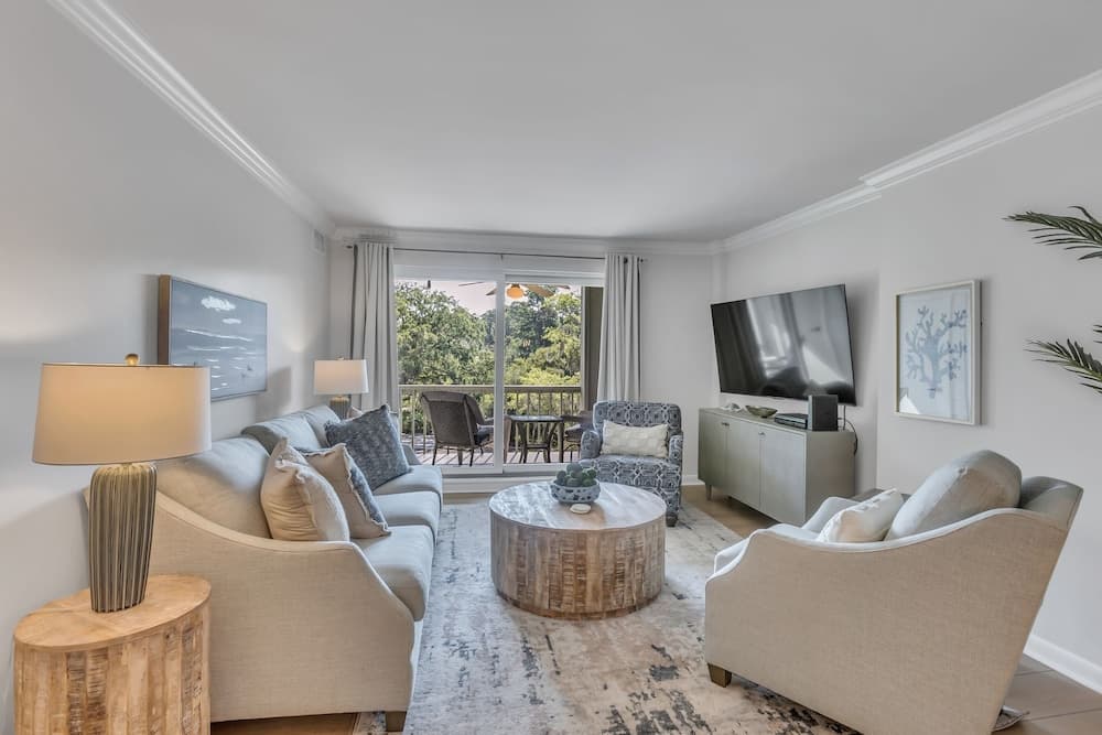 Ketch Court Villa #883 - Image 1