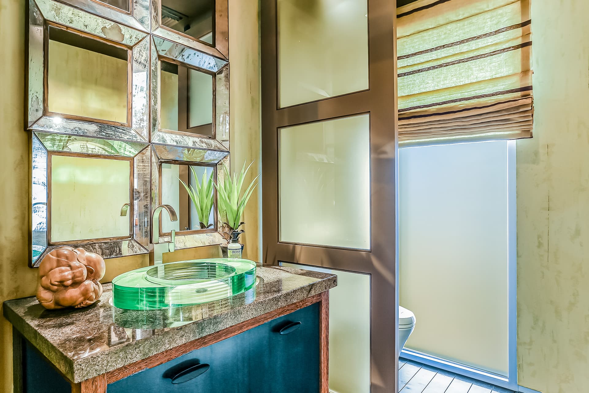 Lookout Home - Image 17