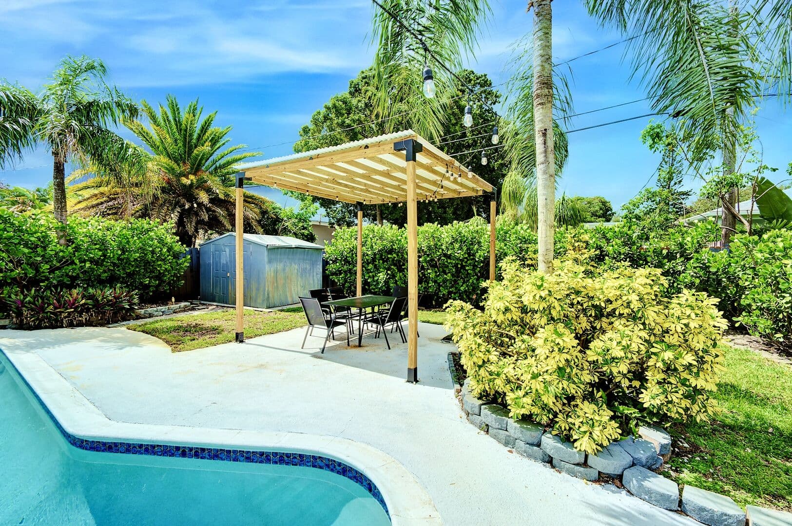 Wilton Manor - Image 26