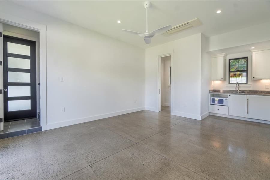 Hale Kailua Beachfront Estate - Image 36