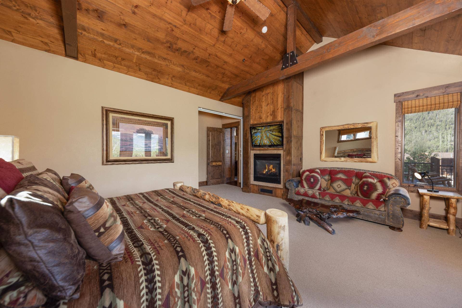 Lumber Jack Lodge - Image 10