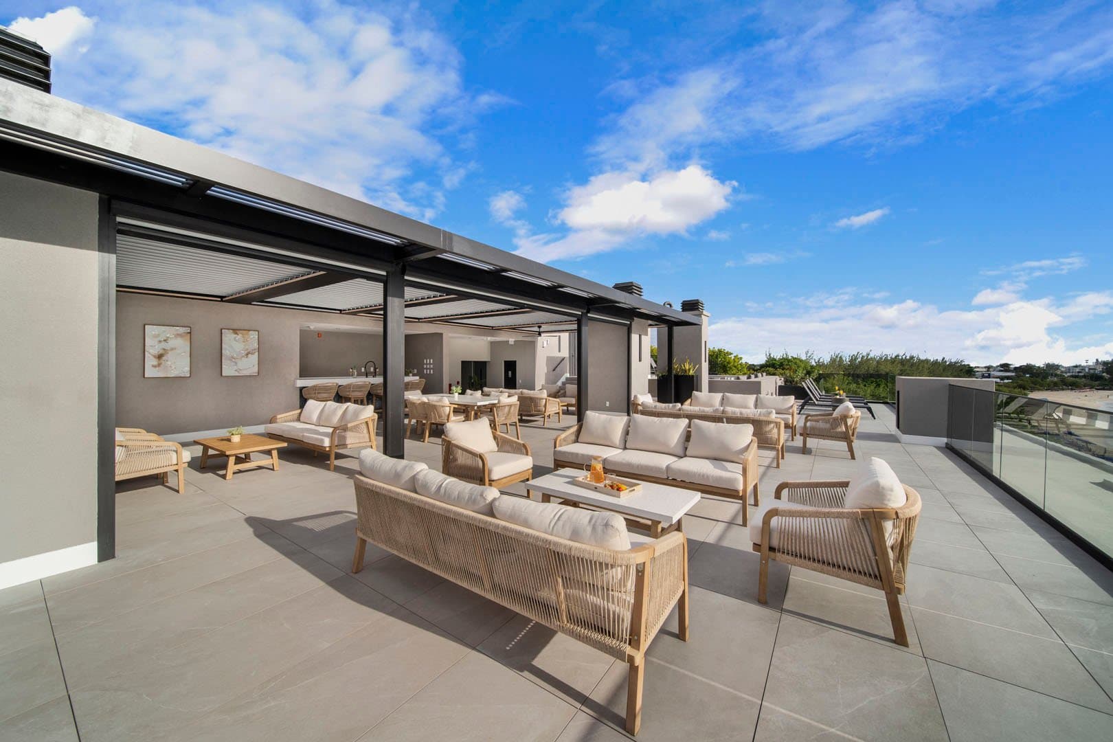 Allure #301 - Image 12