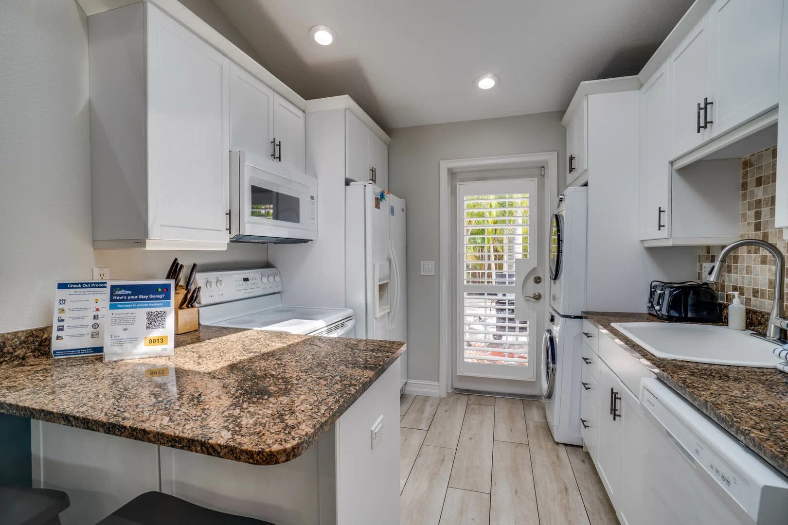 Blue Lagoon House - Image 19