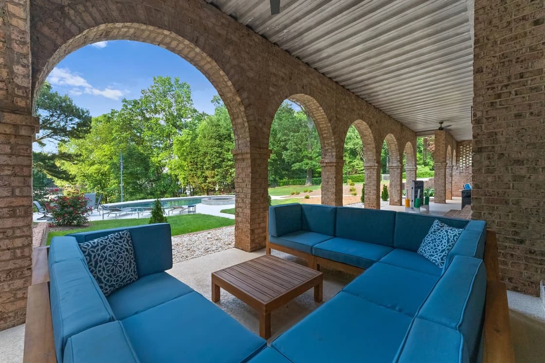 Shoreway Cove - Image 7