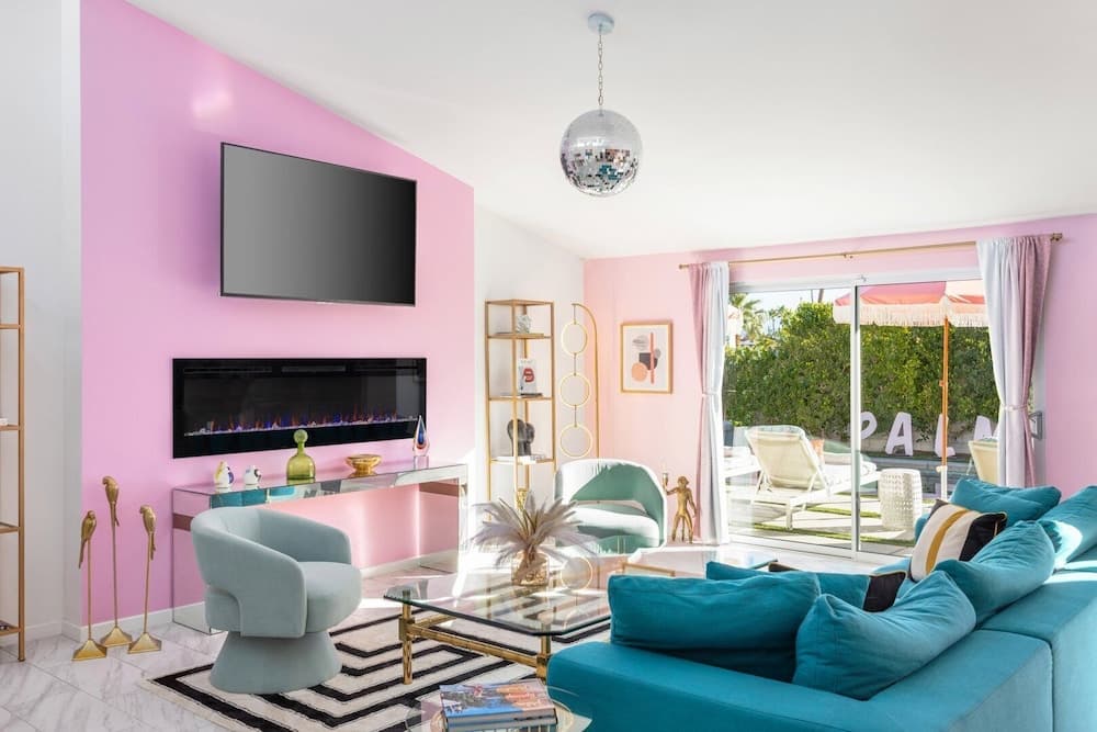 Caliente Oasis - Image 2