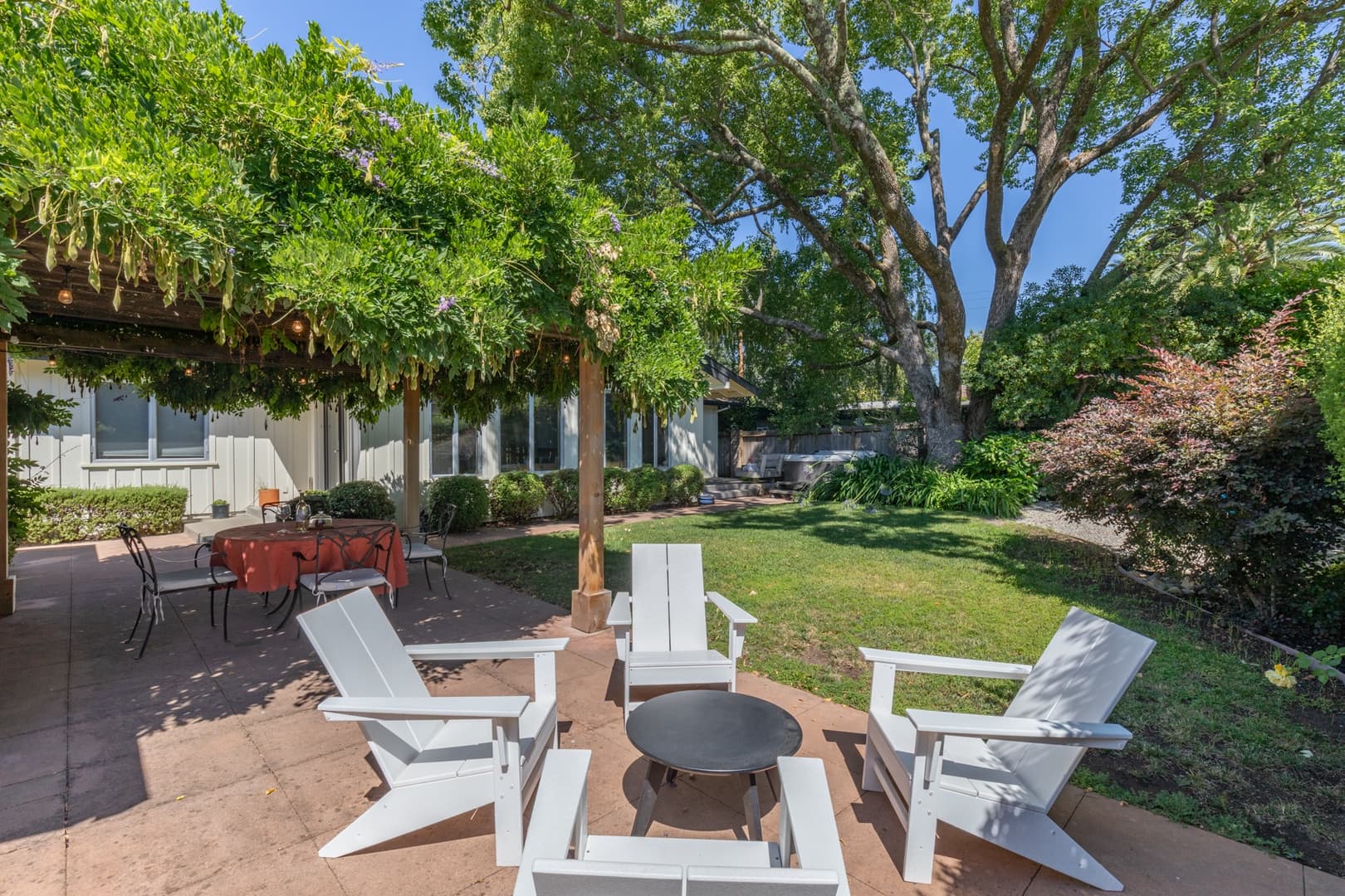 East Side Oasis - Image 5