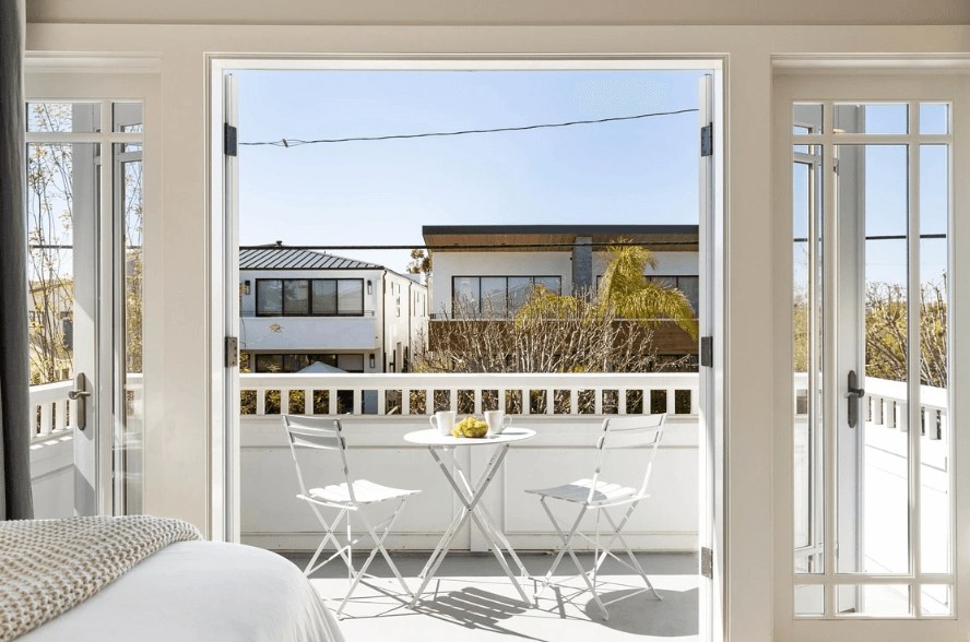 Crystal Cove - Image 9