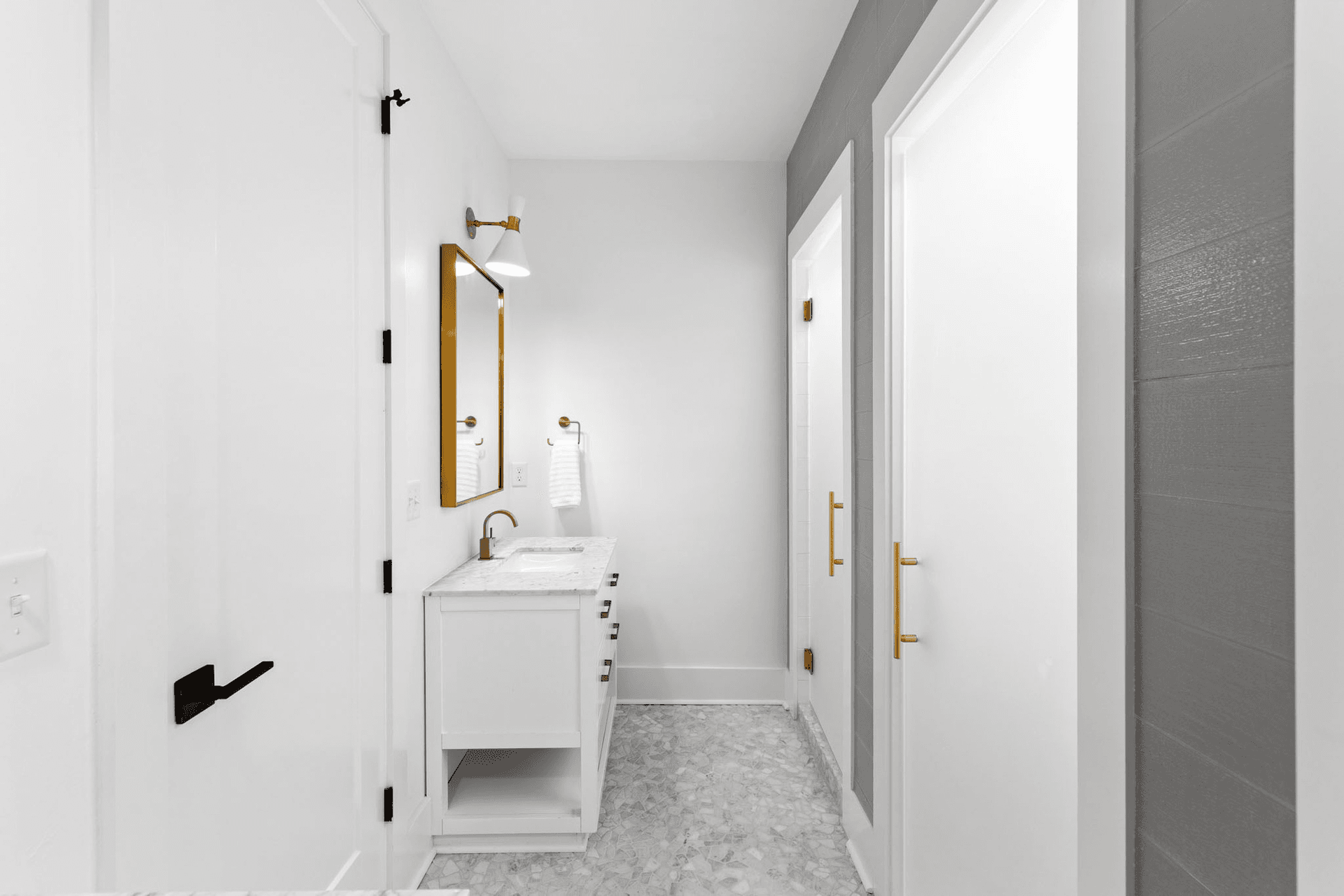 Blue Pearl - Image 33