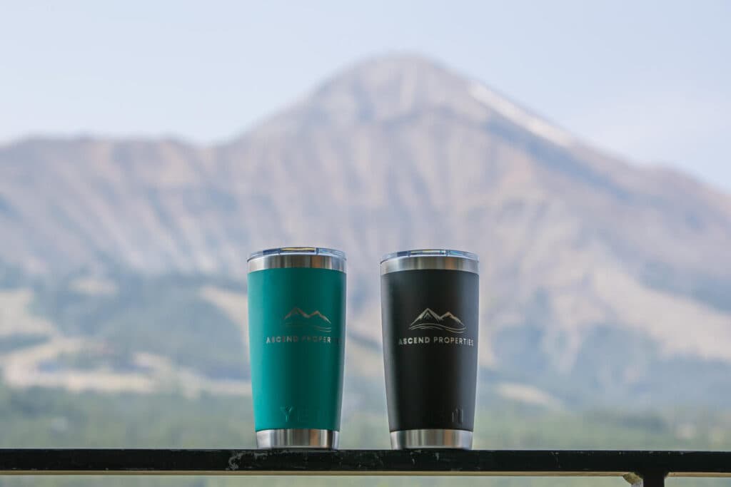 Rustic Madison Lakelodge - Image 27