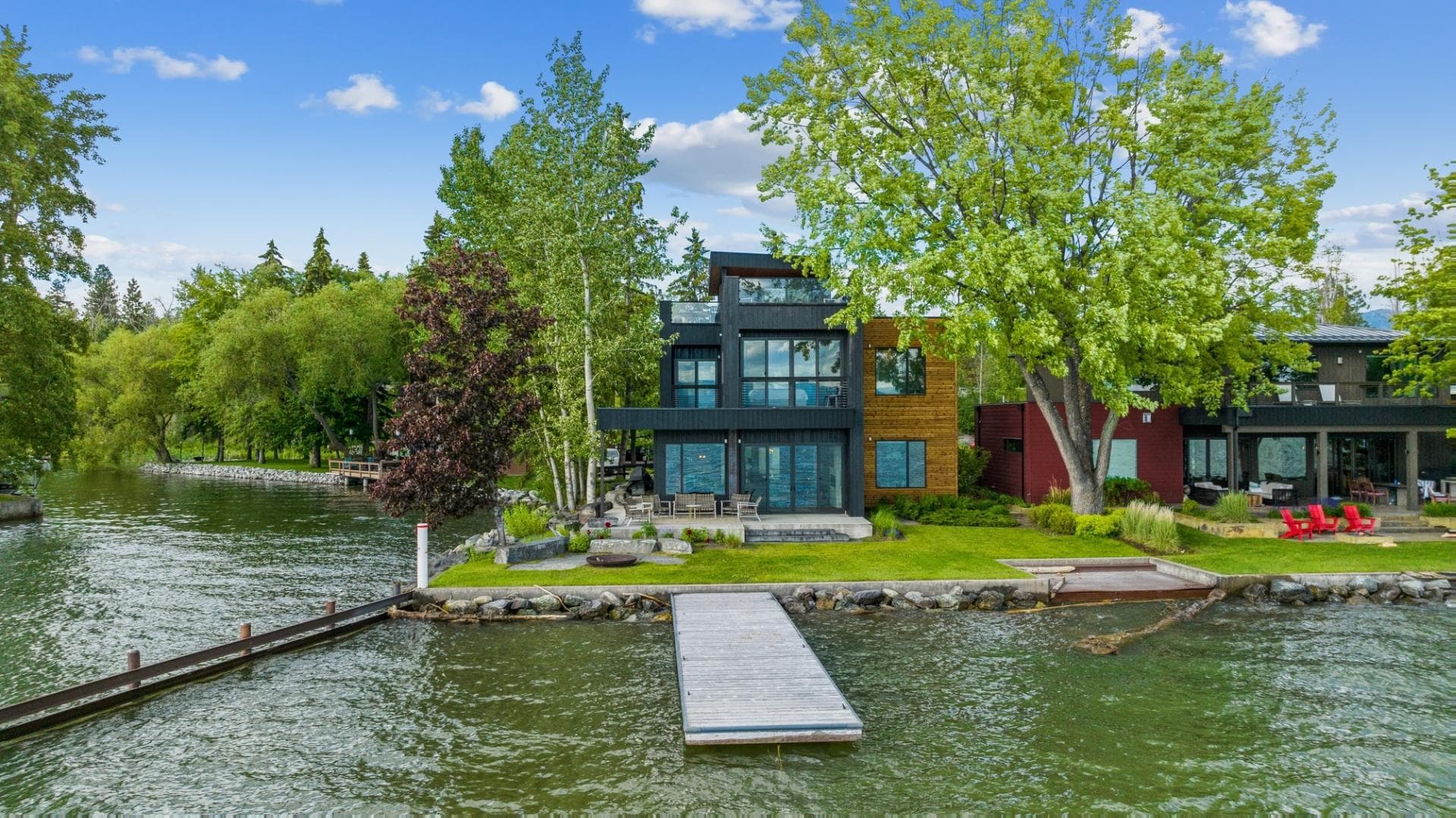 Swan Lake House