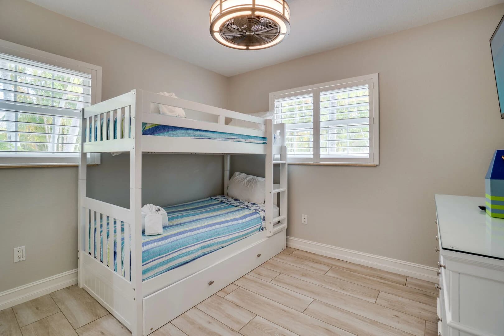 Blue Lagoon House - Image 12