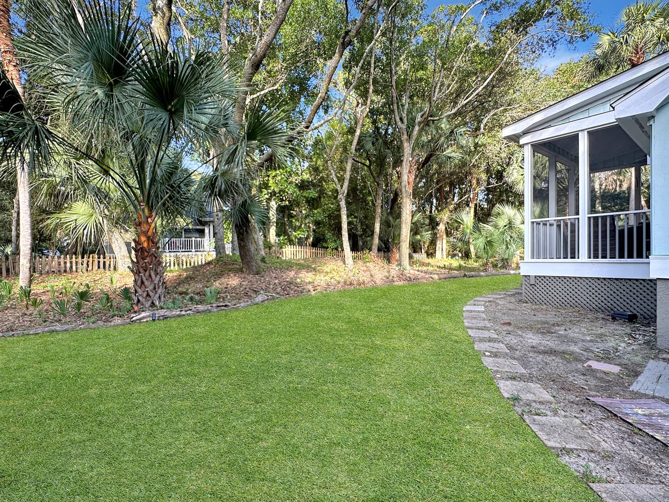 Lazy Lobster - Image 25