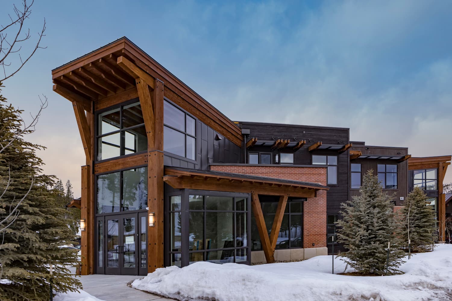 Modern Mountain Residence - Image 1