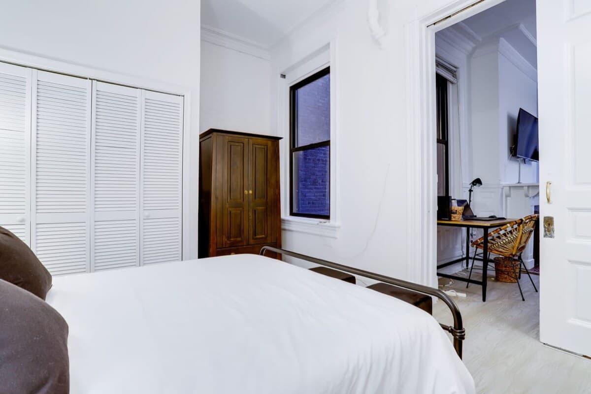 Victorian Residence - Image 16