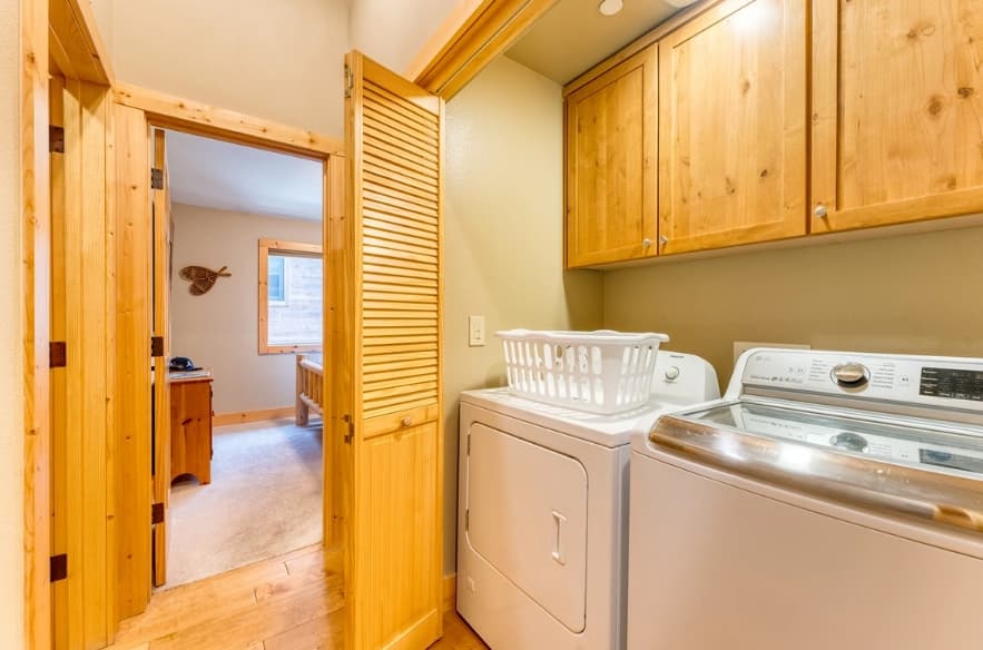 Washoe Chalet - Image 24