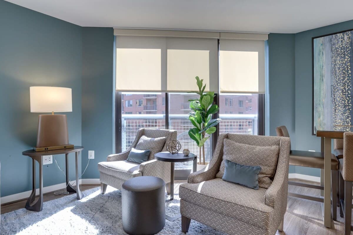 Red Brick Residence - Image 7