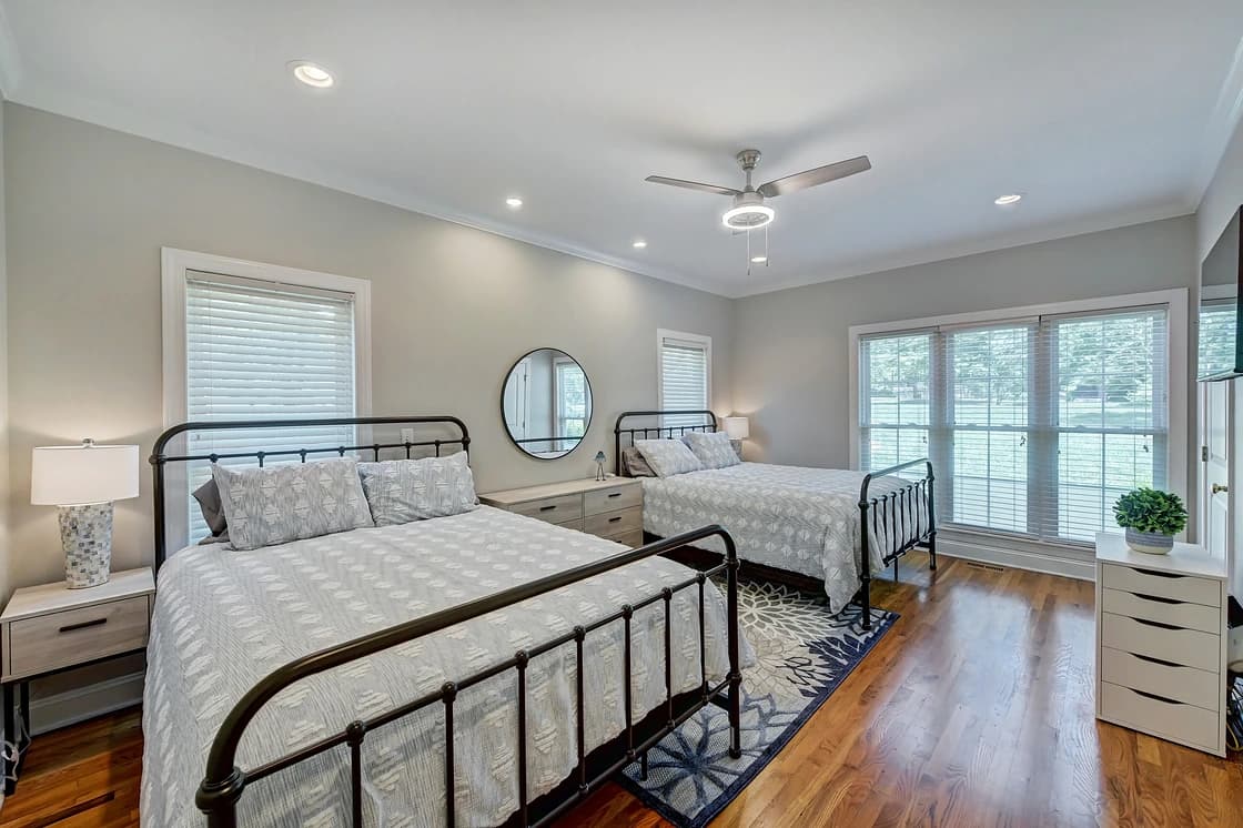 Bright Water Cove - Image 21