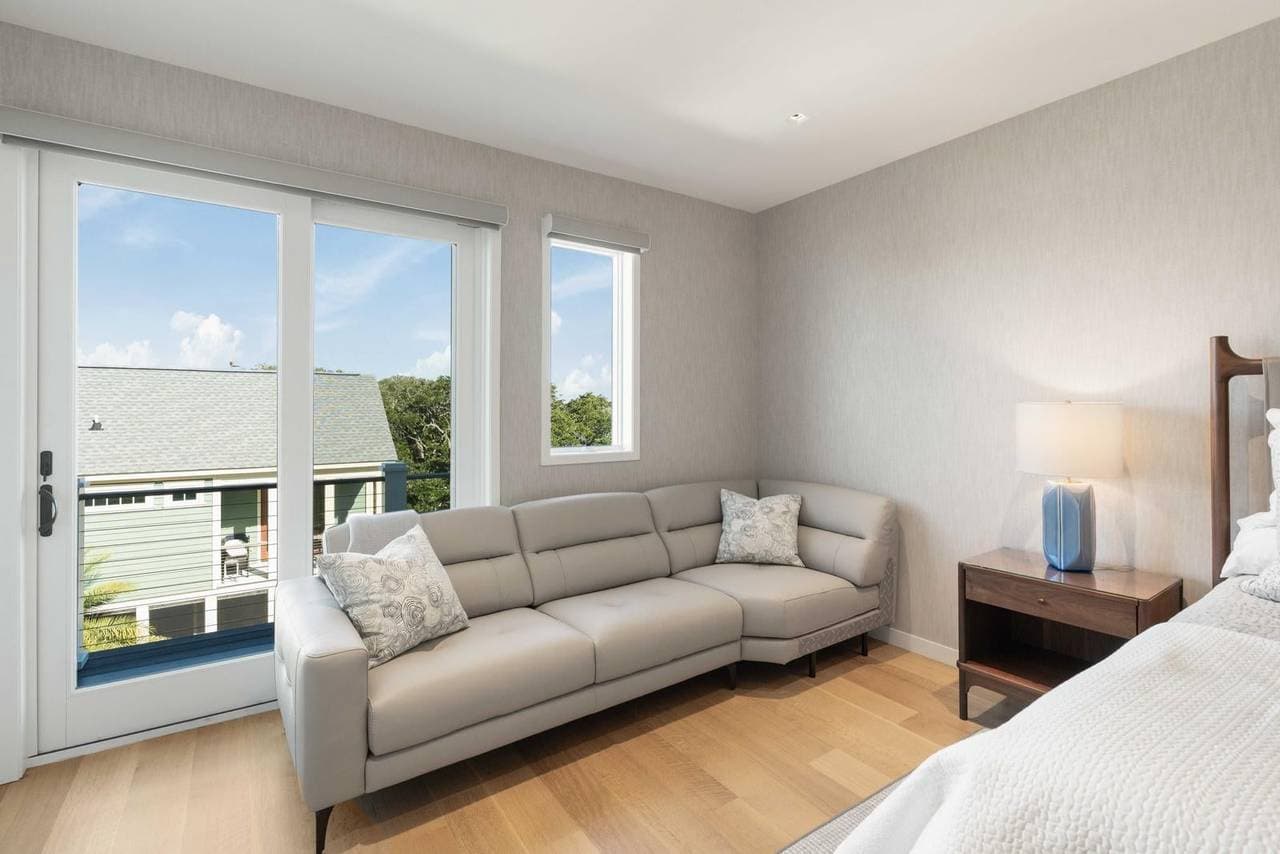 Grand Pavilion by the Sea - Image 35