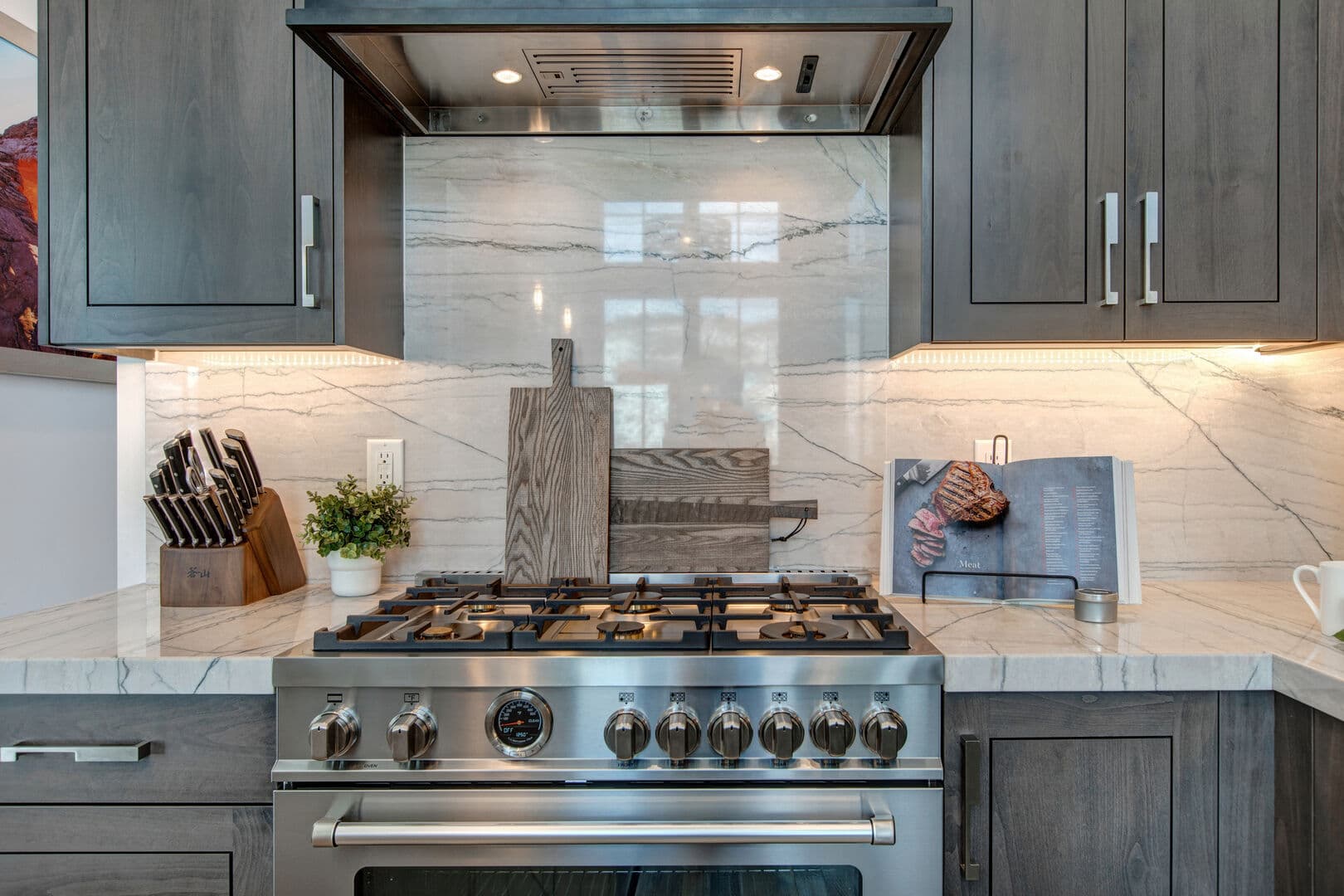 Kings Crown - Image 11