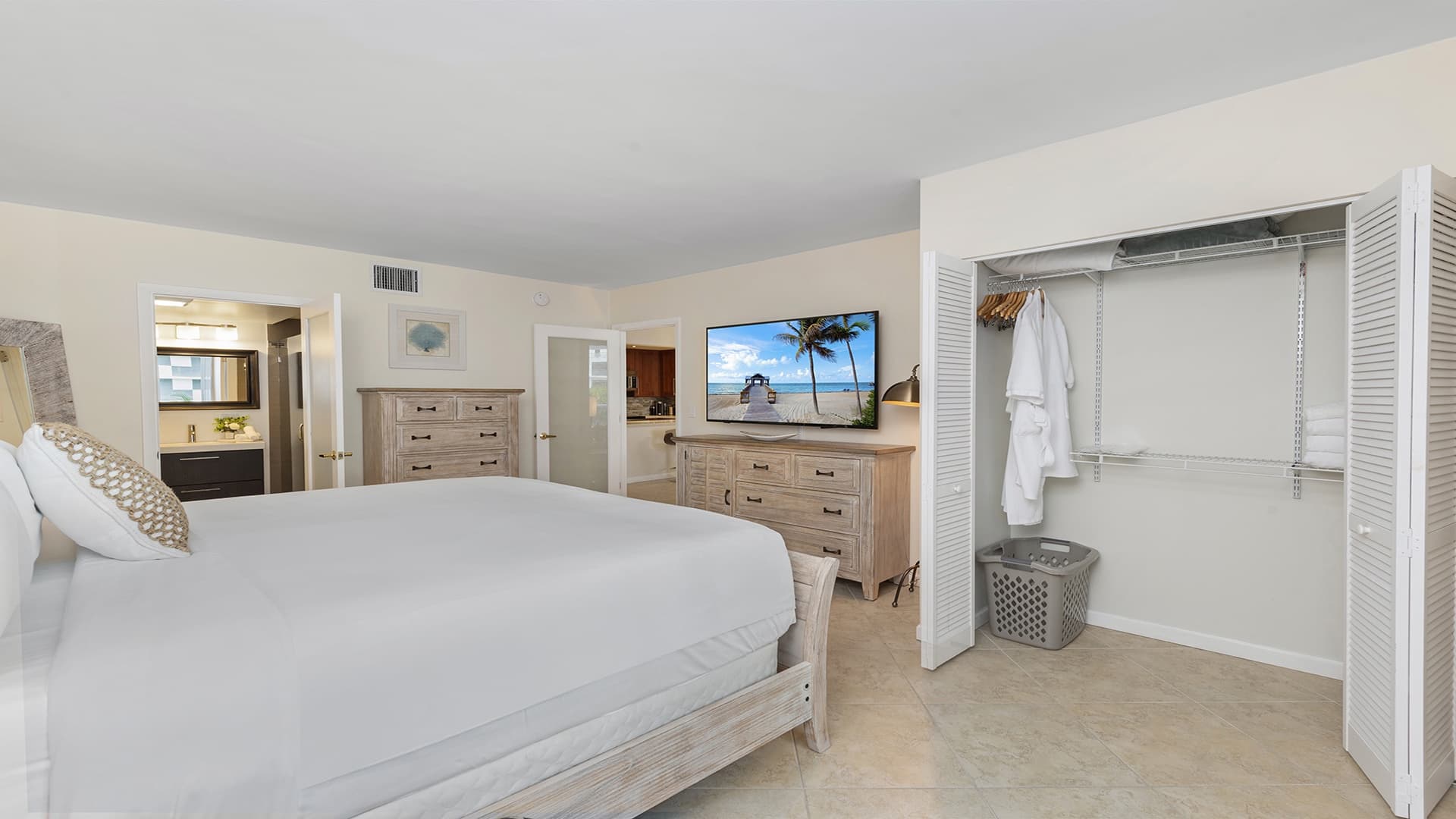 Roney Palace Residence #301 - Image 12